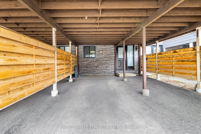 56 - 135 Chalmers Street S