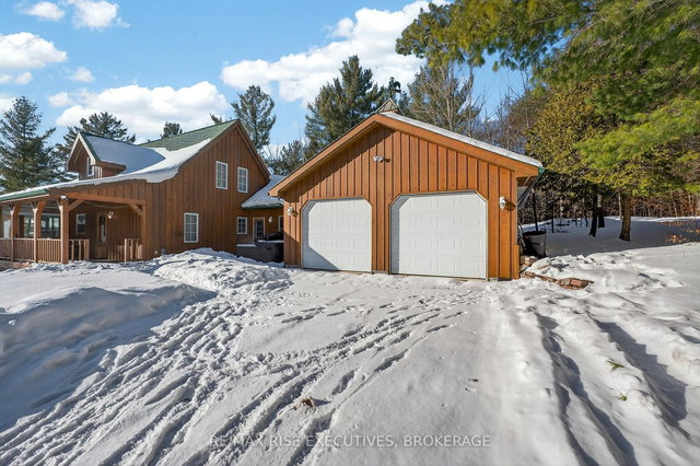1093B Two Loon Lane