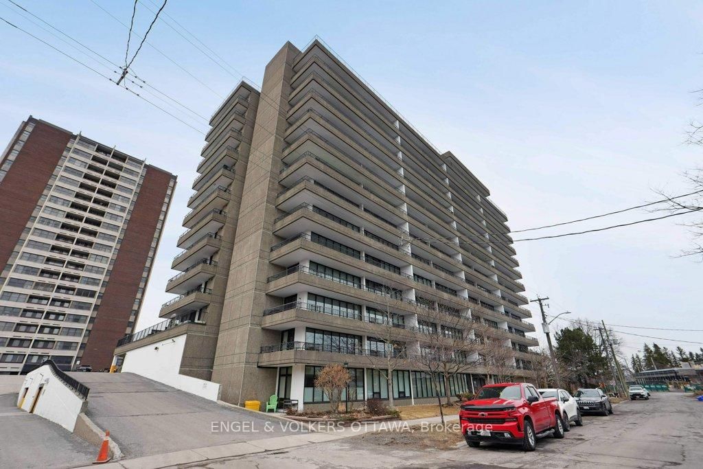 370 Dominion Avenue, Unit 803