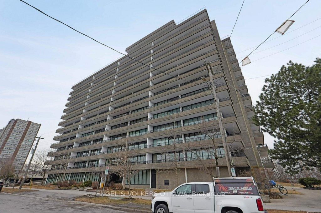 370 Dominion Avenue, Unit 803 - Photo 2