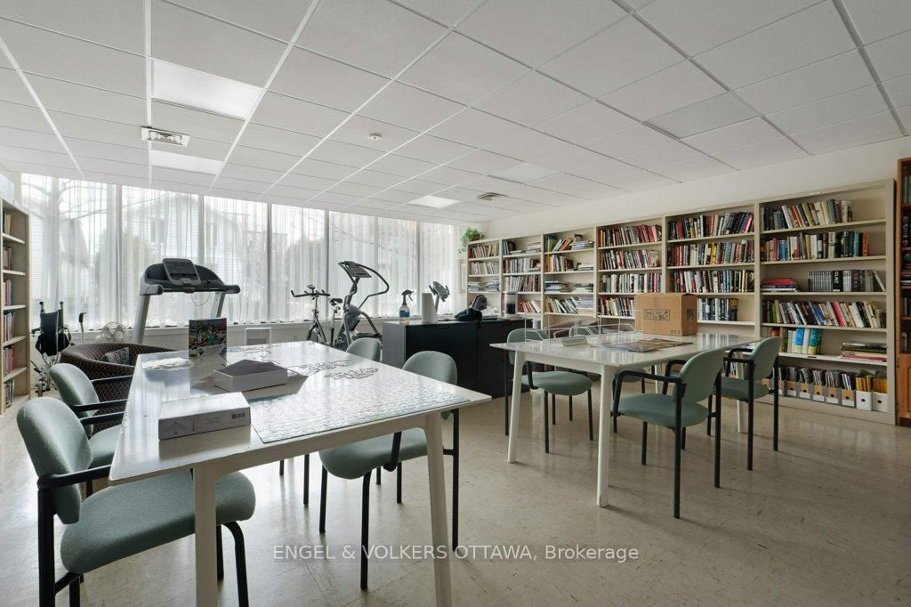 370 Dominion Avenue, Unit 803 - Photo 35