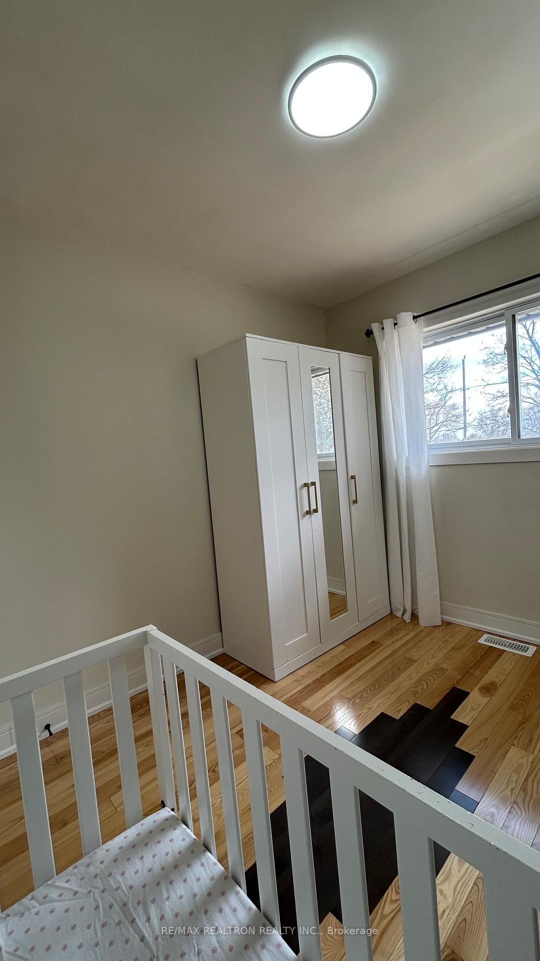 Detached House for sale at 62 Hillcrest Drive, Quinte West, Ontario, K8V 0M6 - Murray Ward - MLS: X12965050