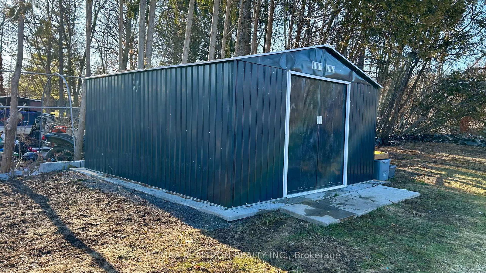 Detached House for sale at 62 Hillcrest Drive, Quinte West, Ontario, K8V 0M6 - Murray Ward - MLS: X12965050