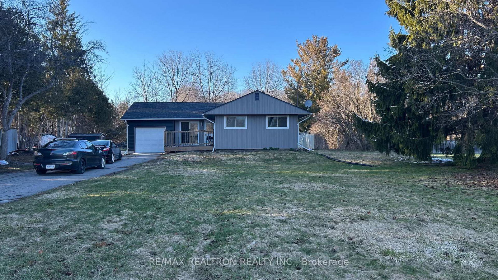 Detached House for sale at 62 Hillcrest Drive, Quinte West, Ontario, K8V 0M6 - Murray Ward - MLS: X12965050