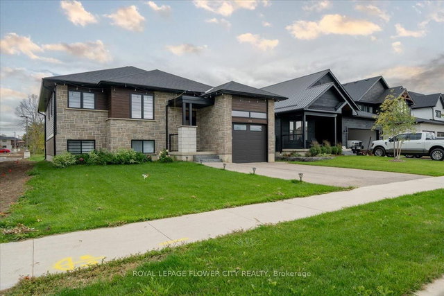 430 Wellington Street E