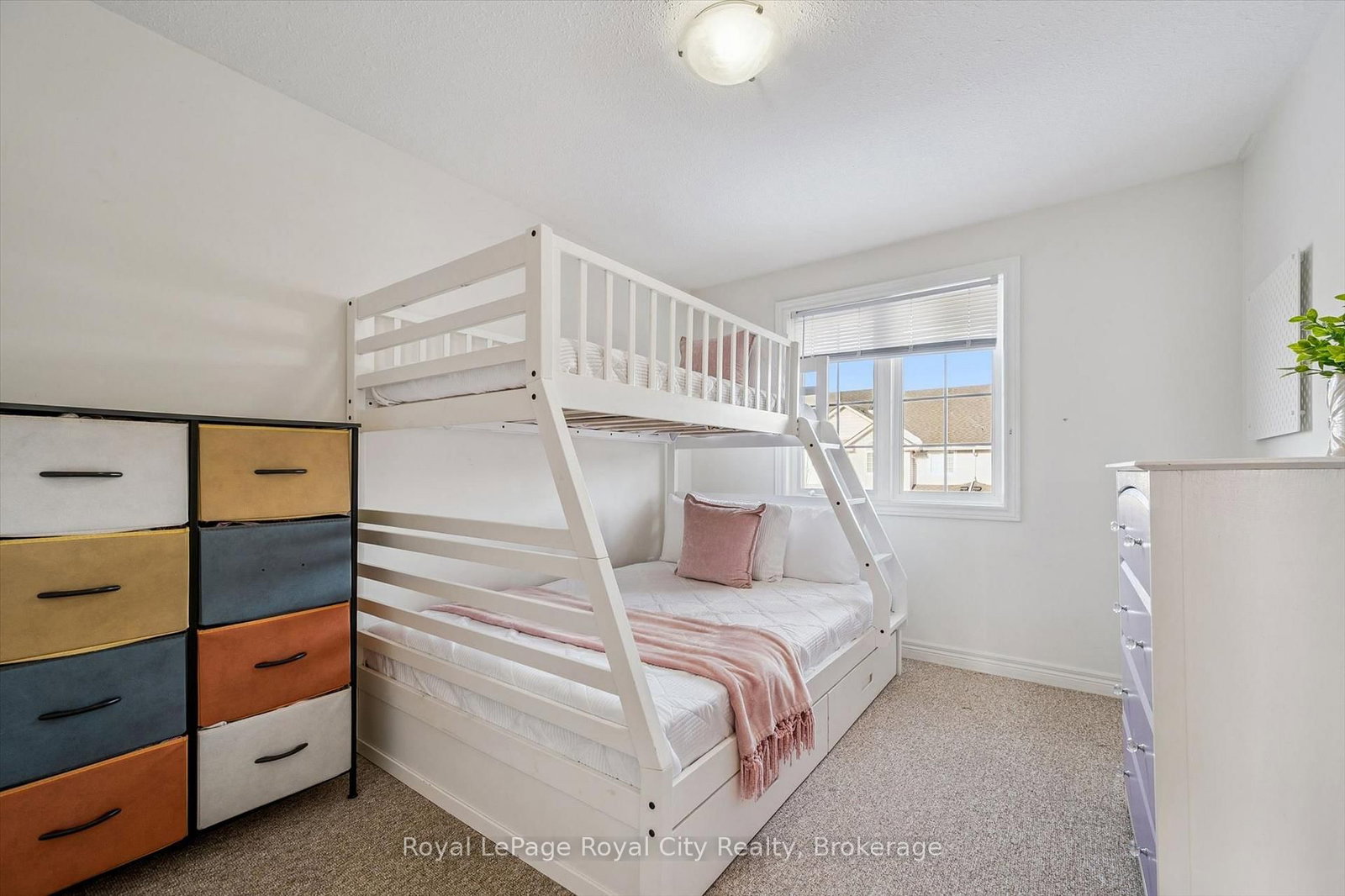 361 Arkell Road, Unit 6 - Photo 21