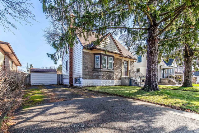 269 Queensdale Avenue E