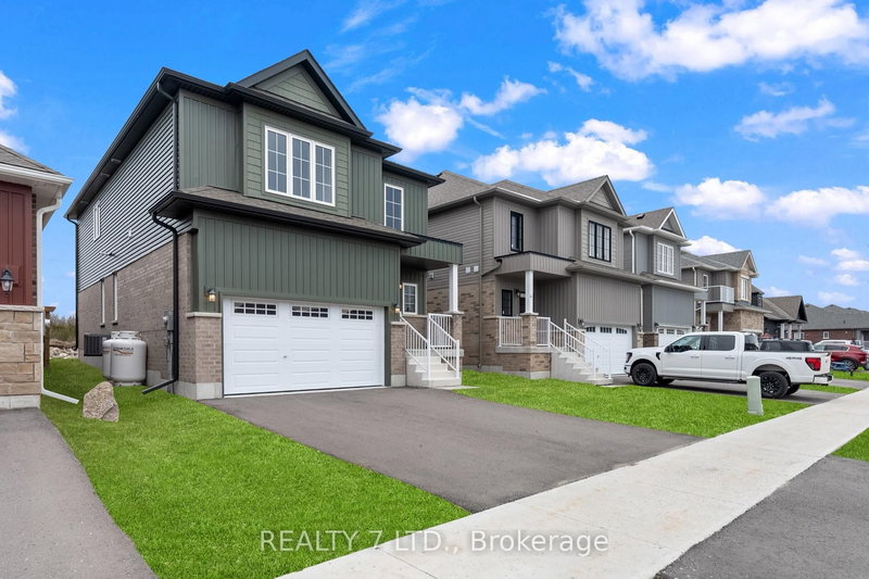 32 Hillcroft Way, Kawartha Lakes, K0M 1A0 | Image 2