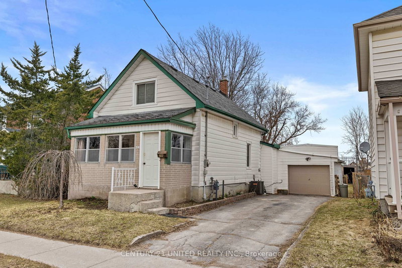 home for sale on 296 Mcgill Street