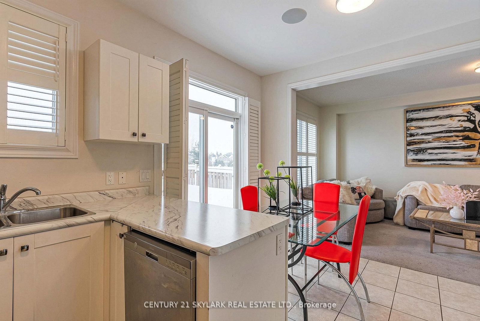 Detached House for sale at 336 Col Phillips Drive, Shelburne, Ontario, L9V 3W1 - Shelburne - MLS: X12965484