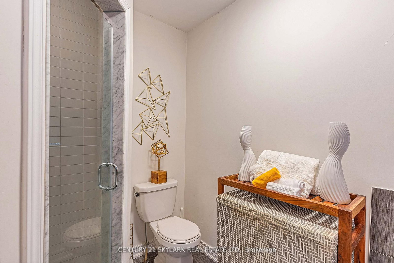 Detached House for sale at 336 Col Phillips Drive, Shelburne, Ontario, L9V 3W1 - Shelburne - MLS: X12965484