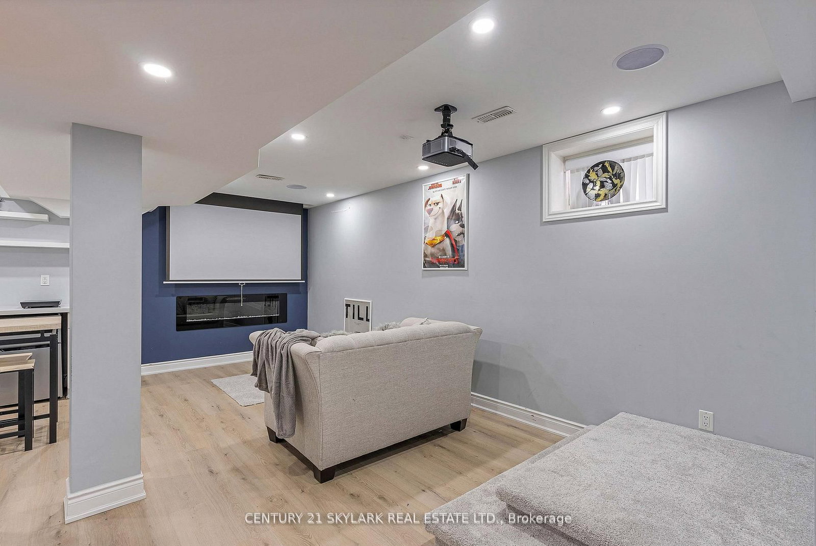 Detached House for sale at 336 Col Phillips Drive, Shelburne, Ontario, L9V 3W1 - Shelburne - MLS: X12965484