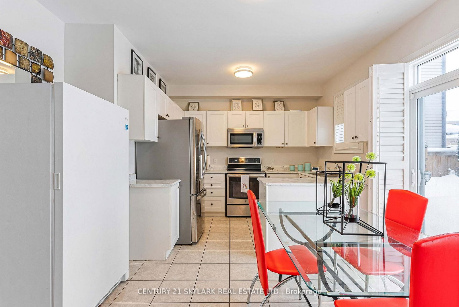 Detached House for sale at 336 Col Phillips Drive, Shelburne, Ontario, L9V 3W1 - Shelburne - MLS: X12965484