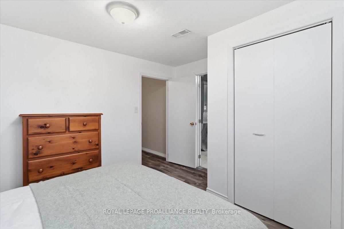 Detached House for sale at 8 Loraine Avenue, Quinte West, Ontario, K8V 6M1 - Trenton Ward - MLS: X12965690