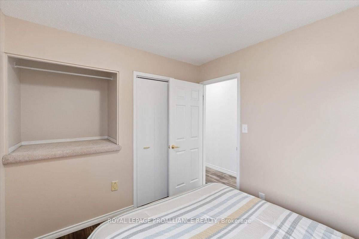 Detached House for sale at 8 Loraine Avenue, Quinte West, Ontario, K8V 6M1 - Trenton Ward - MLS: X12965690