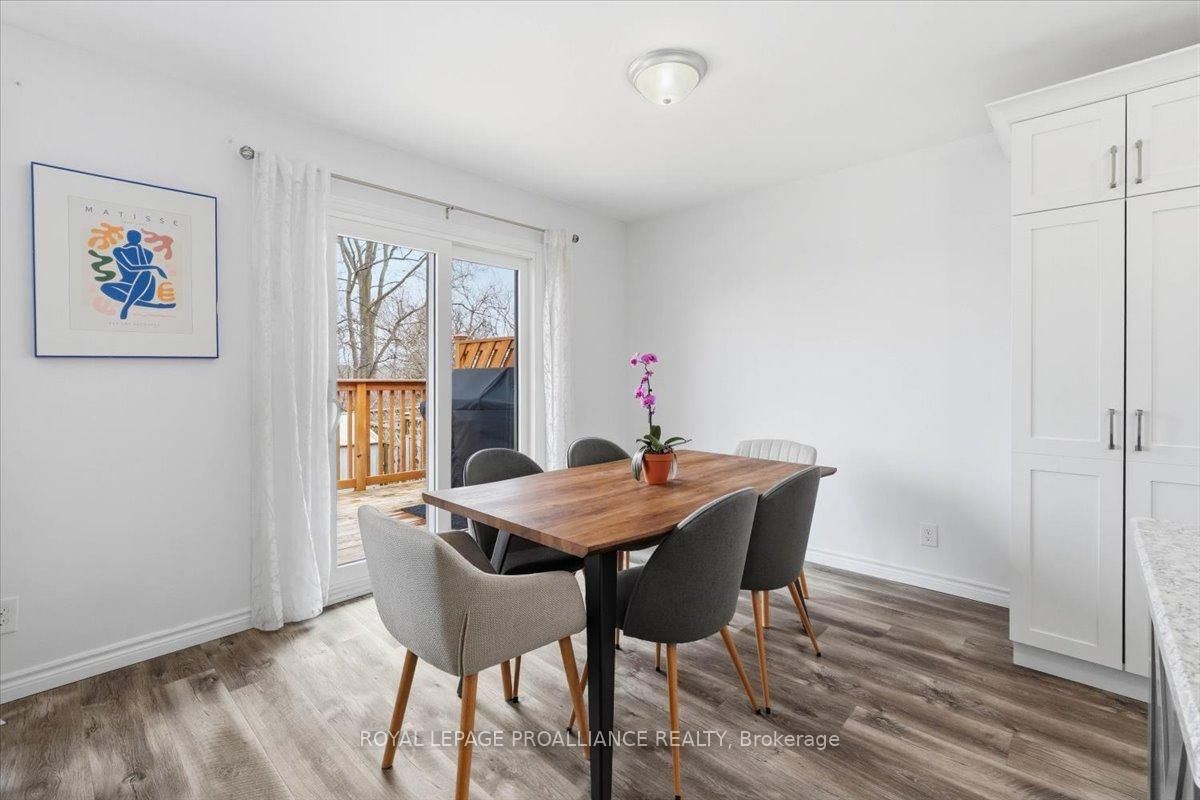 Detached House for sale at 8 Loraine Avenue, Quinte West, Ontario, K8V 6M1 - Trenton Ward - MLS: X12965690