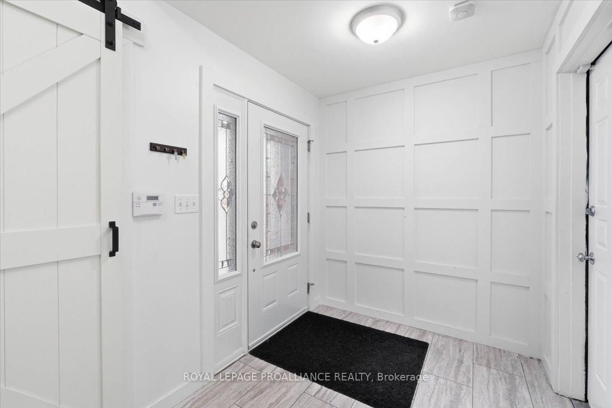 Detached House for sale at 8 Loraine Avenue, Quinte West, Ontario, K8V 6M1 - Trenton Ward - MLS: X12965690