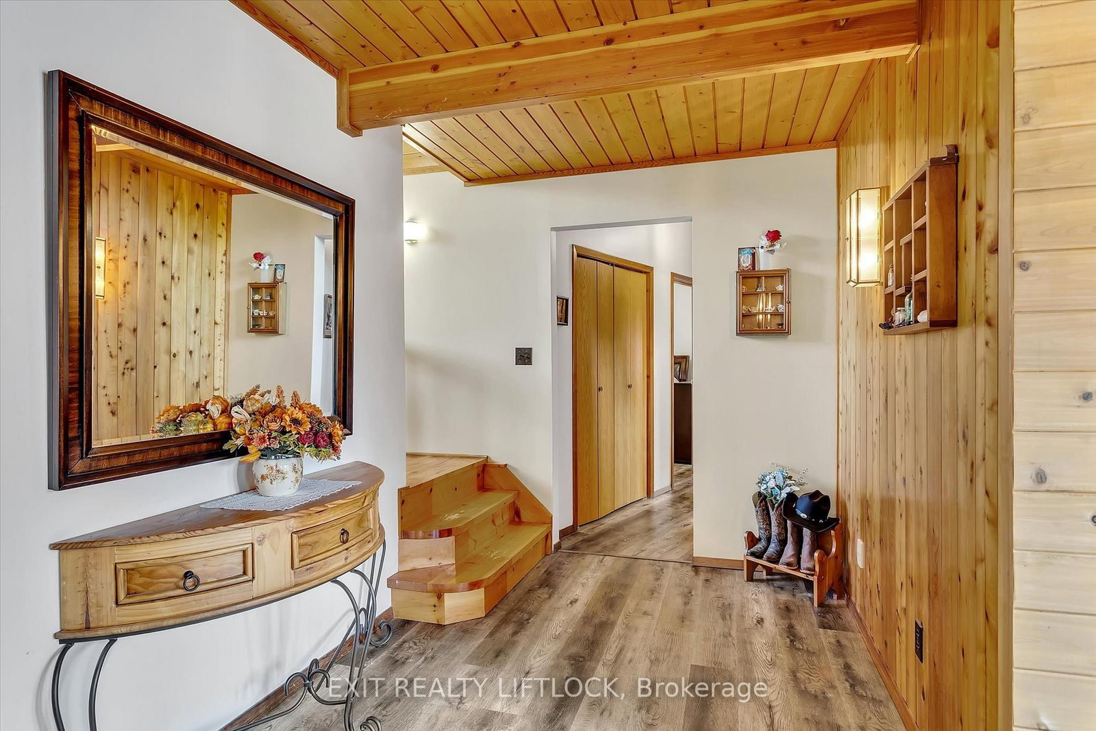 25 Balsam Road • Kawartha Lakes, ON photo 11