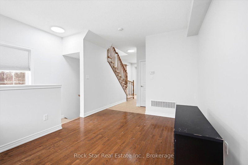 27 - 342 Mill St, Kitchener, N2M 2A5 | Image 3