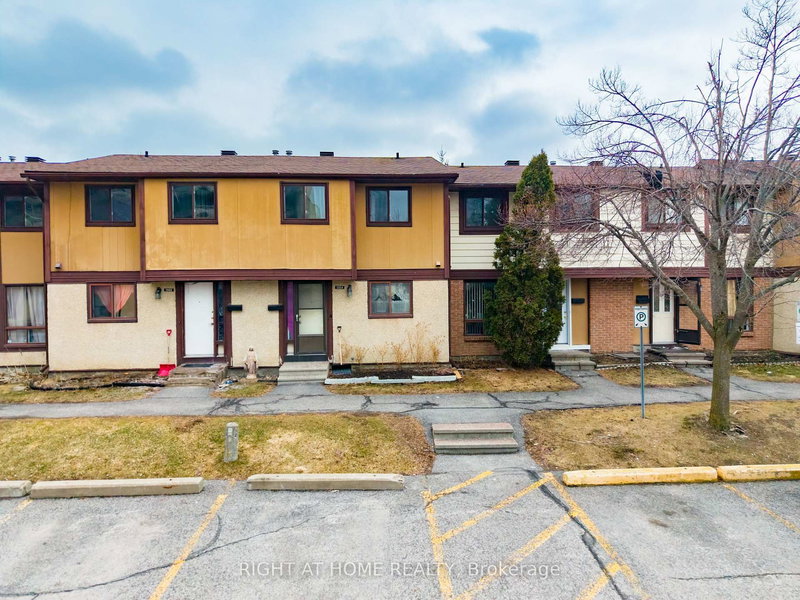 home for sale on 1324 Belgate Way