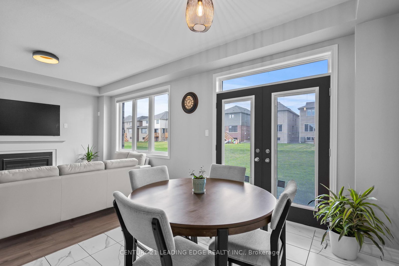 1097 Trailsview Avenue - Photo 18