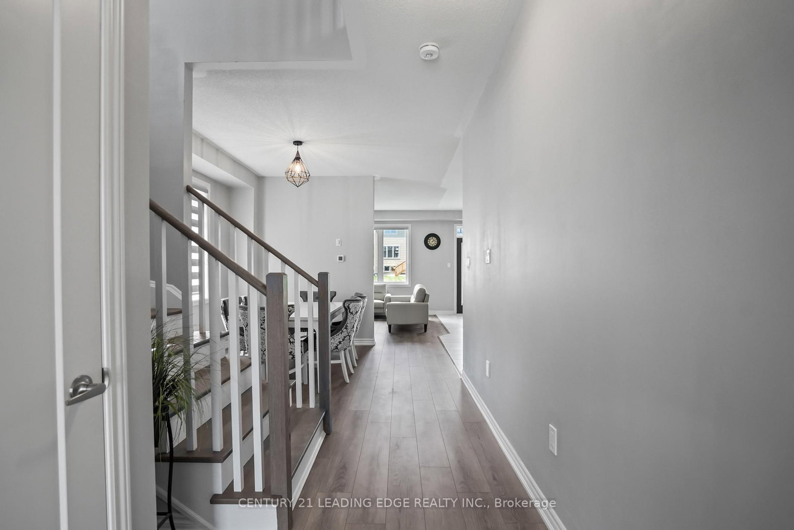 1097 Trailsview Avenue - Photo 5