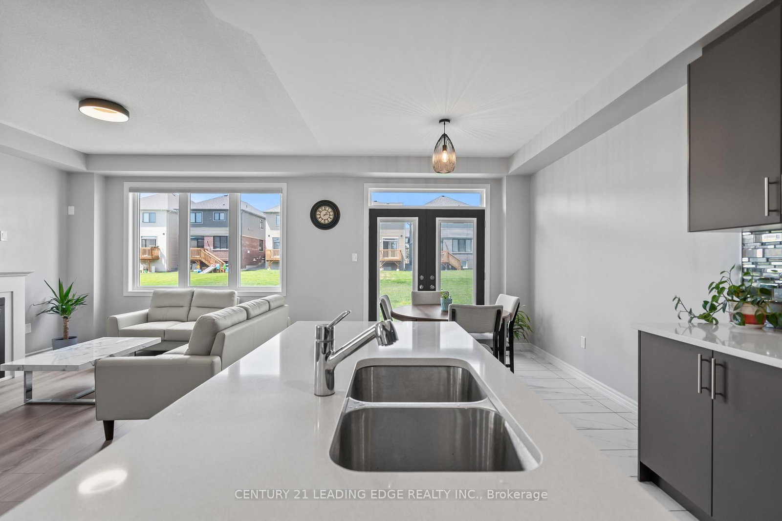 1097 Trailsview Avenue - Photo 14