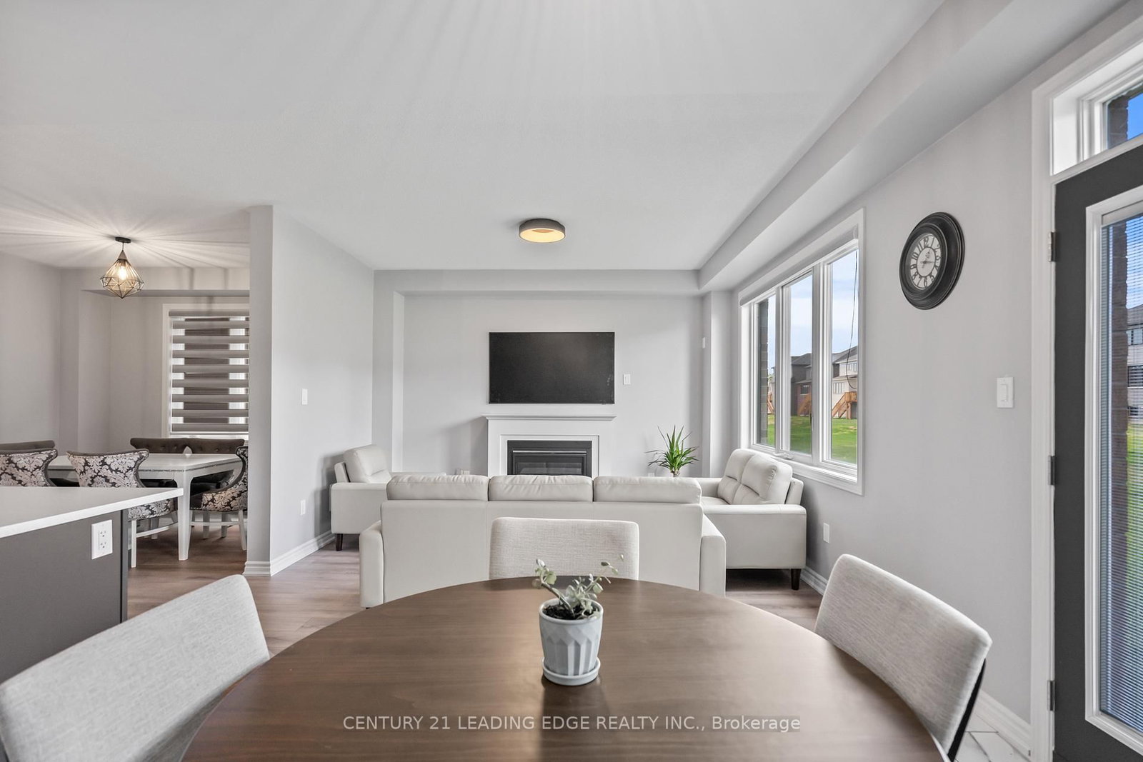 1097 Trailsview Avenue - Photo 19