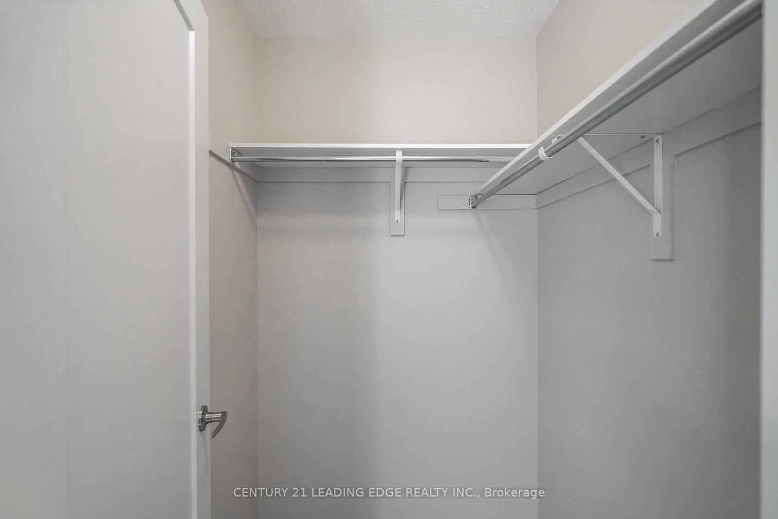 1097 Trailsview Avenue - Photo 35