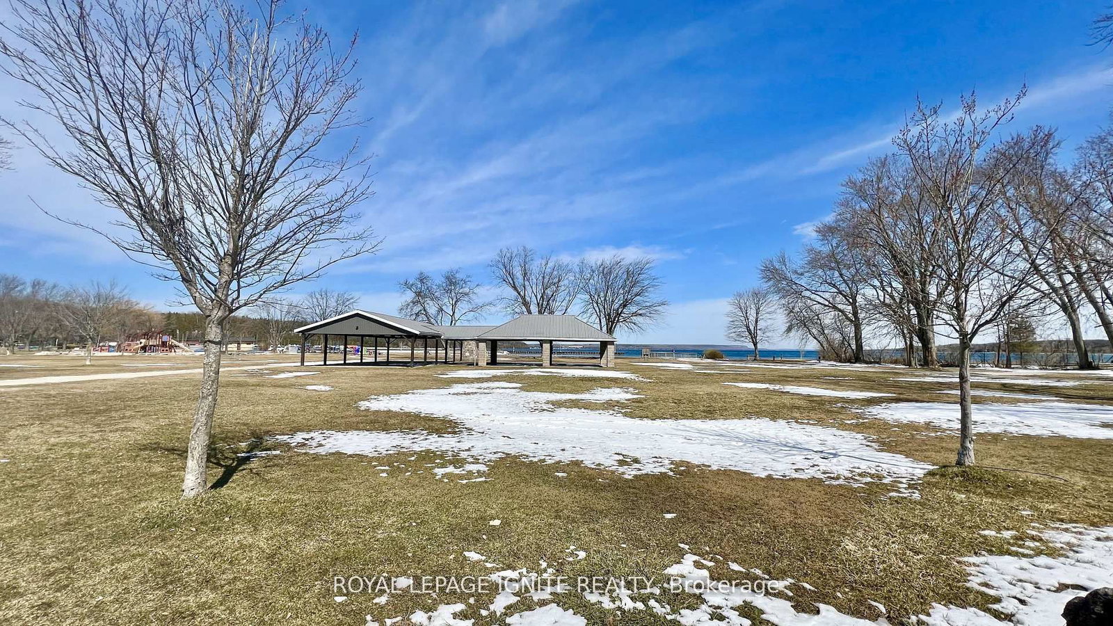 Listing Image 40