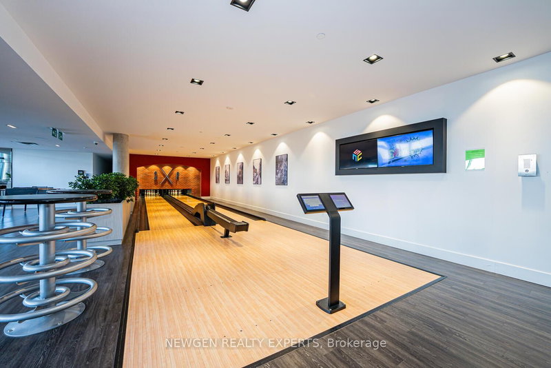 909-5 Wellington St, Kitchener — 32