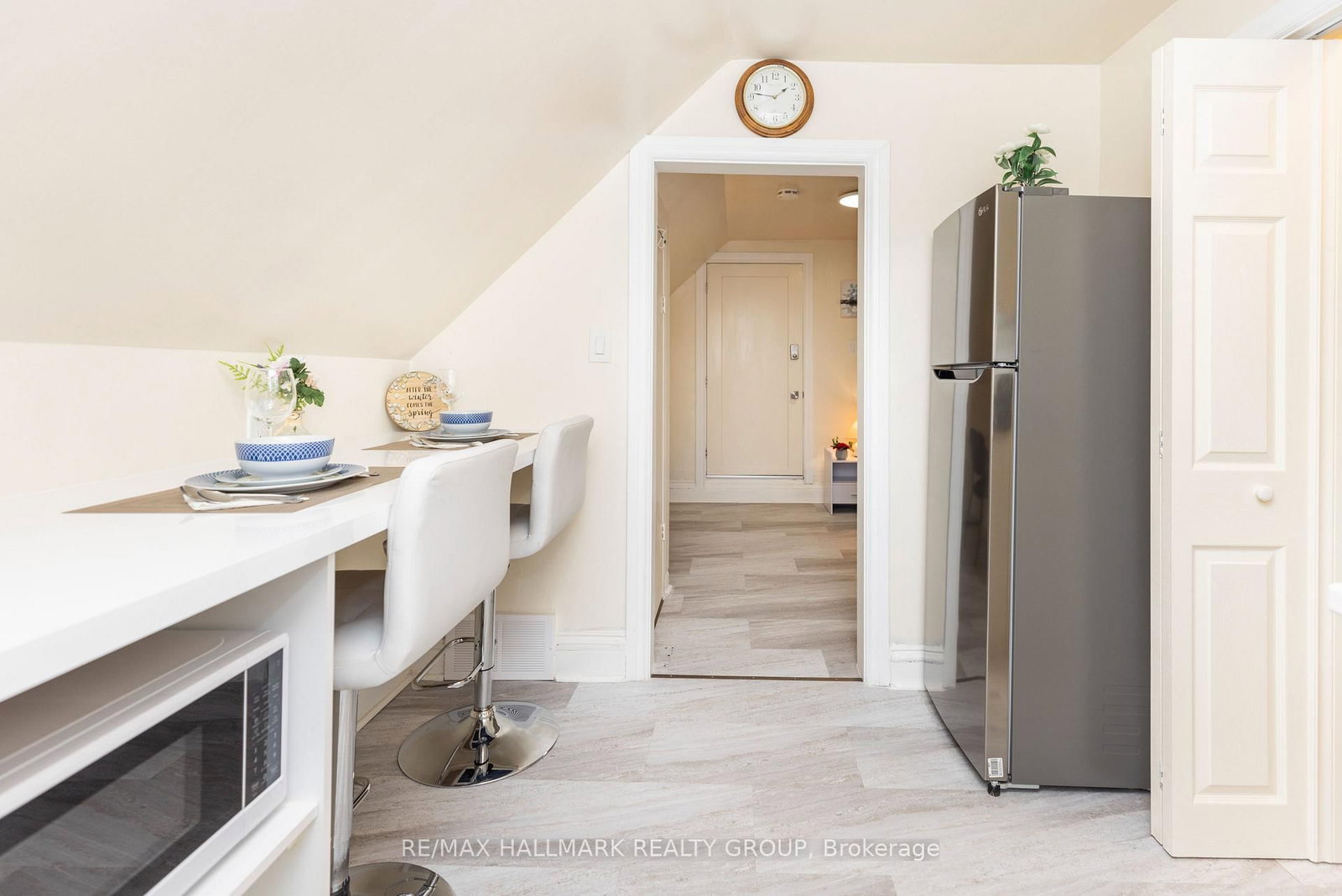 456 BRONSON Avenue, Unit 2 - Photo 12