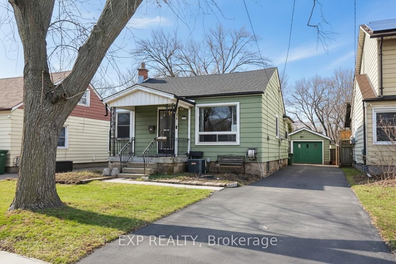 home for sale on 376 Tragina Avenue N