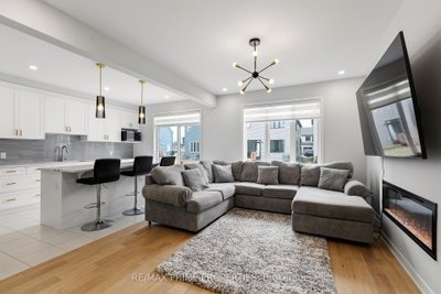 222 Douglas Hardie Street • North Grenville, ON photo 9