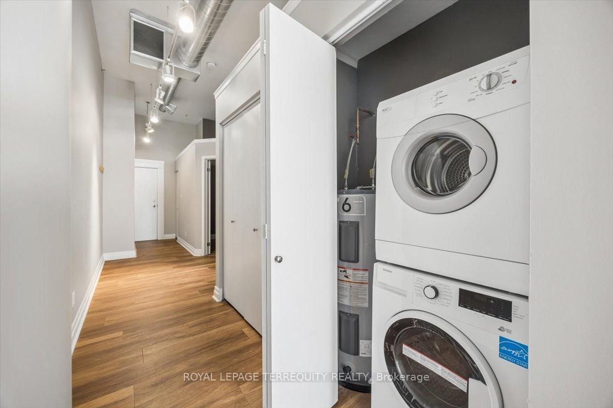 276 King Street W, Unit 301 - Photo 10