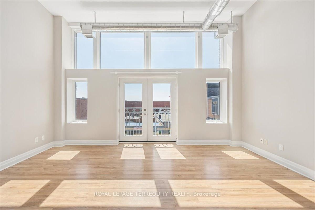 276 King Street W, Unit 301 - Photo 22