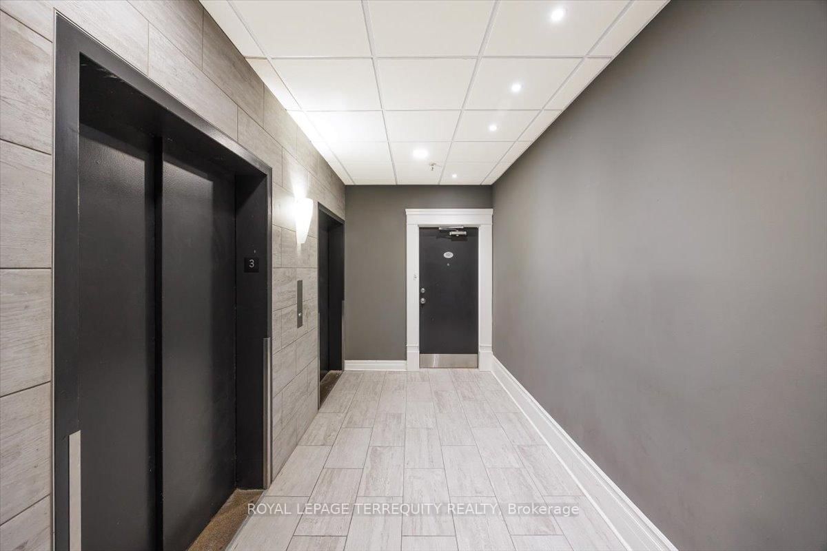 276 King Street W, Unit 301 - Photo 25