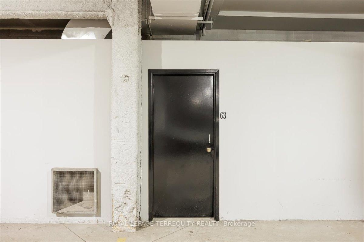 276 King Street W, Unit 301 - Photo 27