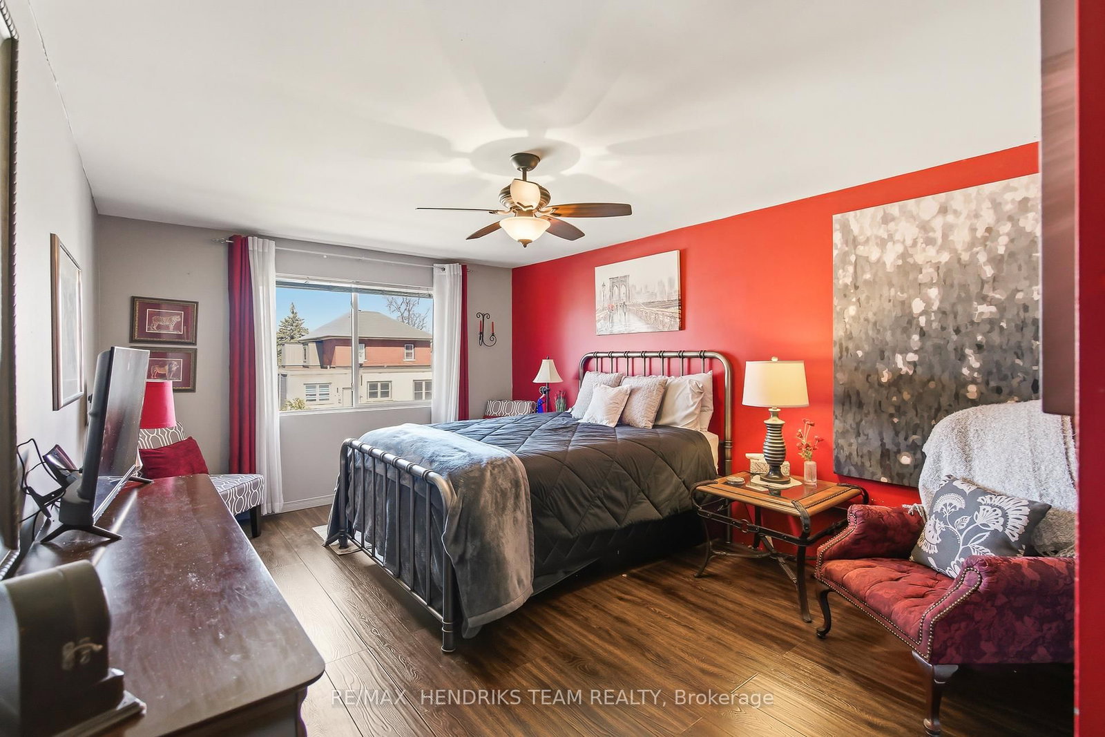 Detached House for sale at 229 Jarvis Street, Fort Erie, Ontario, L2A 2S7 - Central - MLS: X12966102