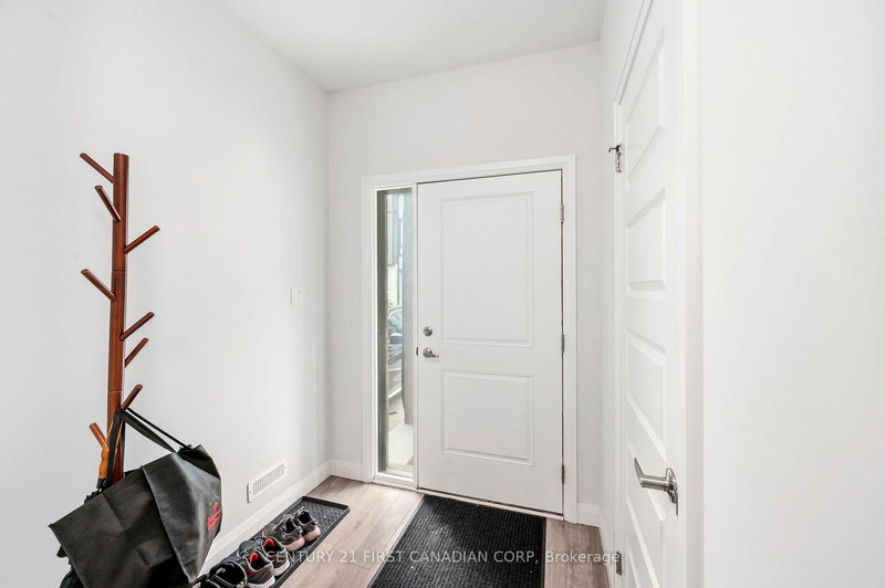 8 - 819 Kleinburg Dr, London North, N5X 0N6 | Image 3