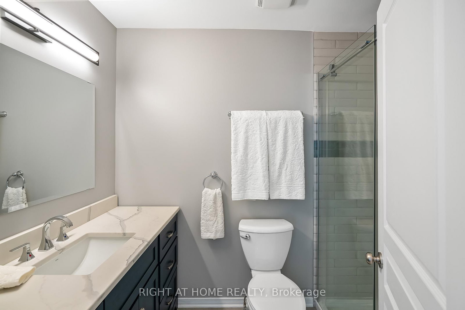88 Lakeport Road, Unit 33 - Photo 27