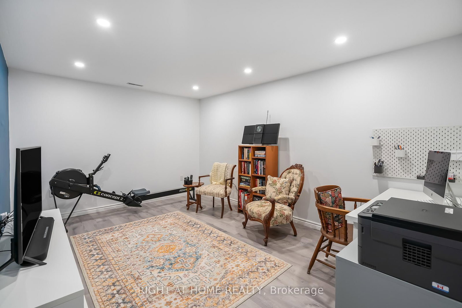 88 Lakeport Road, Unit 33 - Photo 32