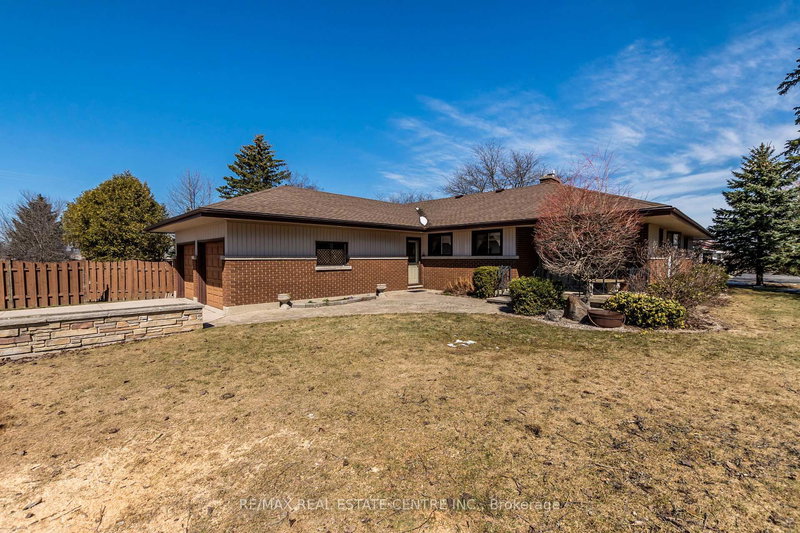 11 Lloyd St, North Huron, N0G 2W0 | Image 3