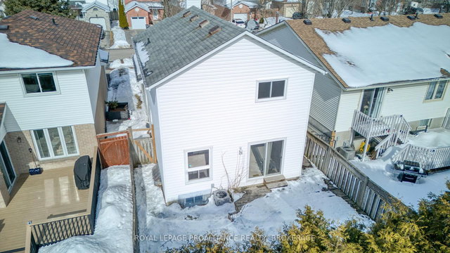 937 Killarney Crescent