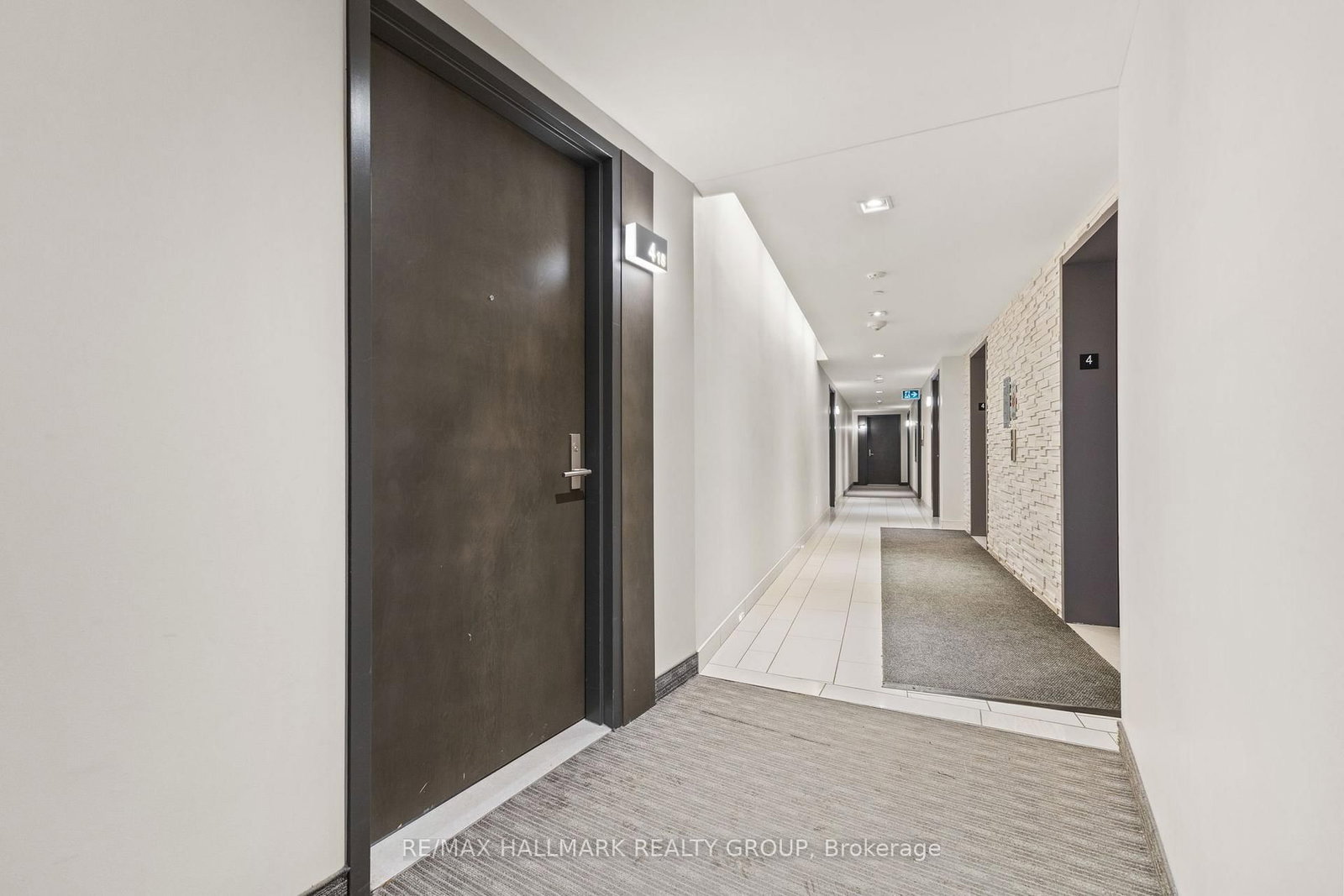 411 Mackay Street, Unit 418 - Photo 3