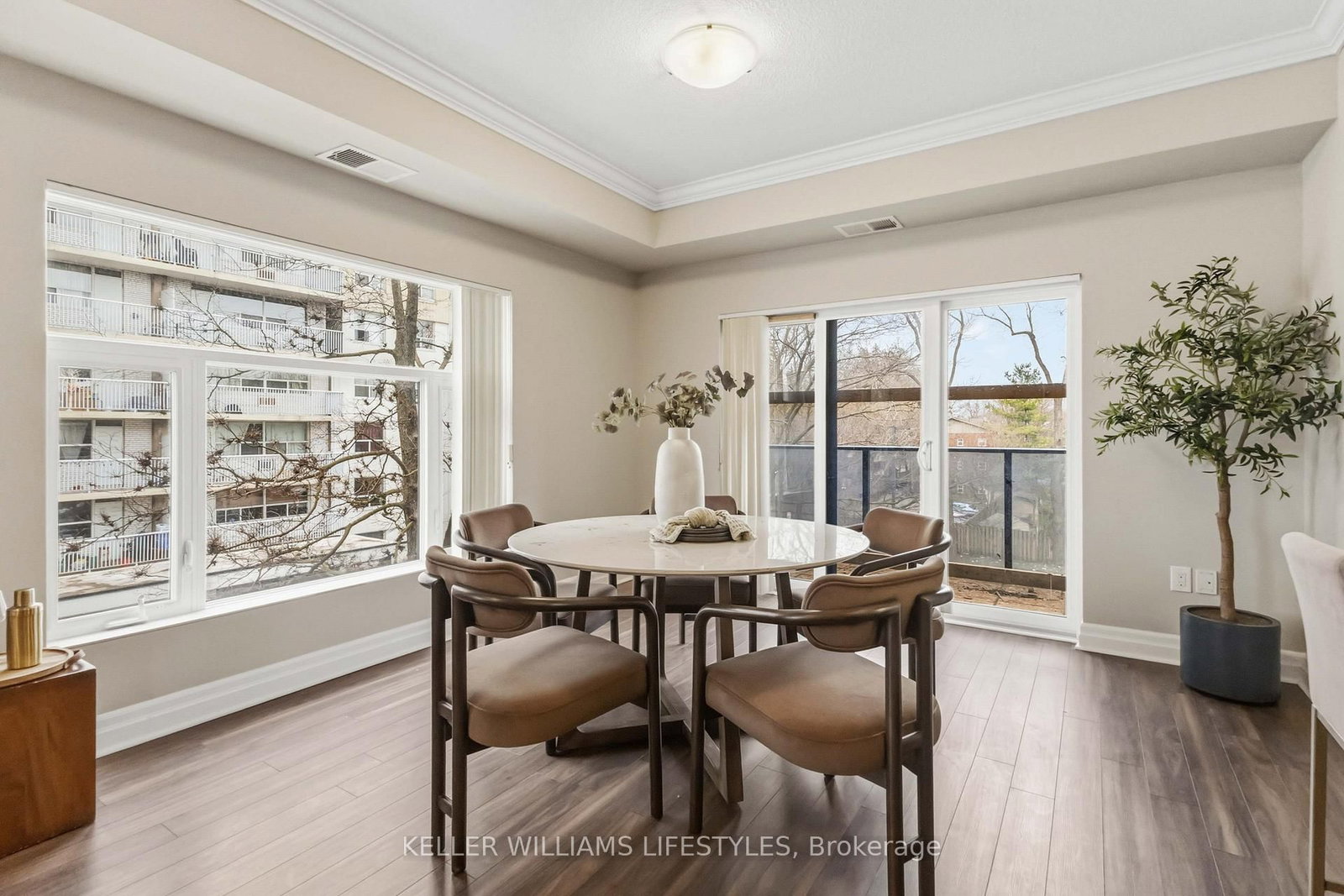 89 RIDOUT Street S, Unit 305 - Photo 19