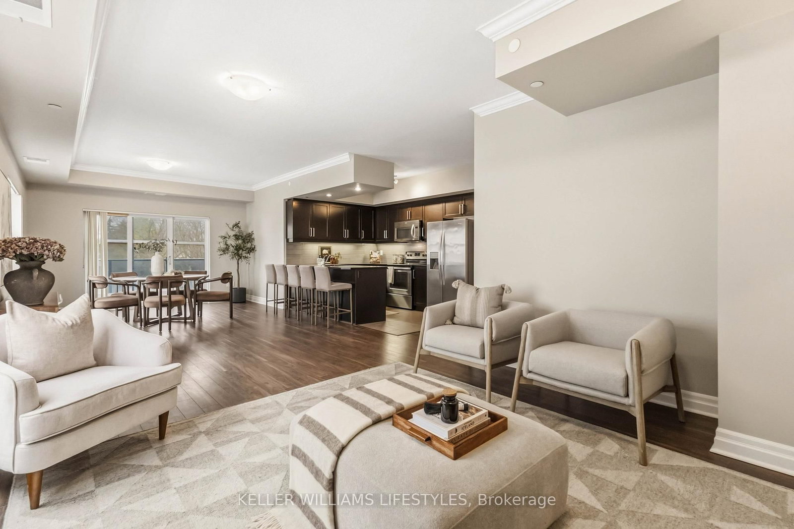 89 RIDOUT Street S • #305 • London South, ON photo 2