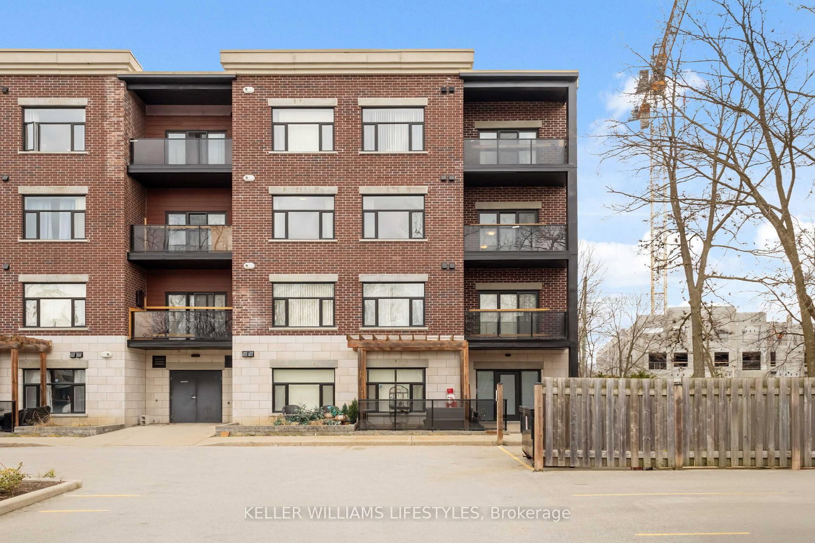 89 RIDOUT Street S • #305 • London South, ON photo 34