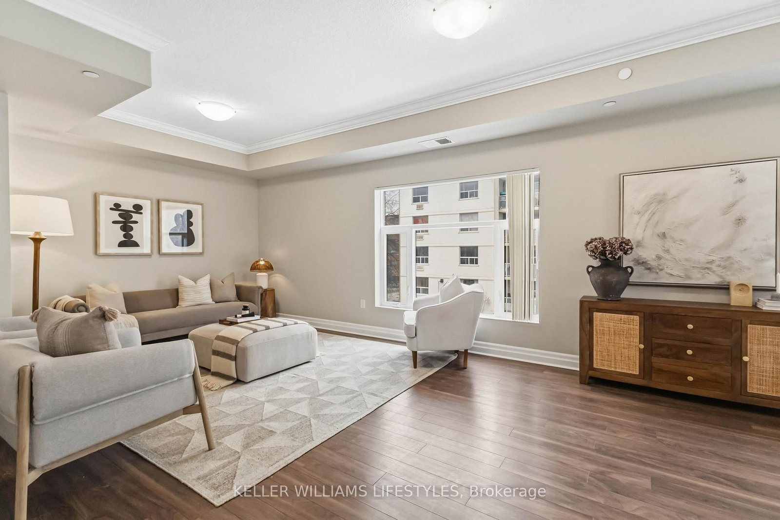 89 RIDOUT Street S • #305 • London South, ON photo 9