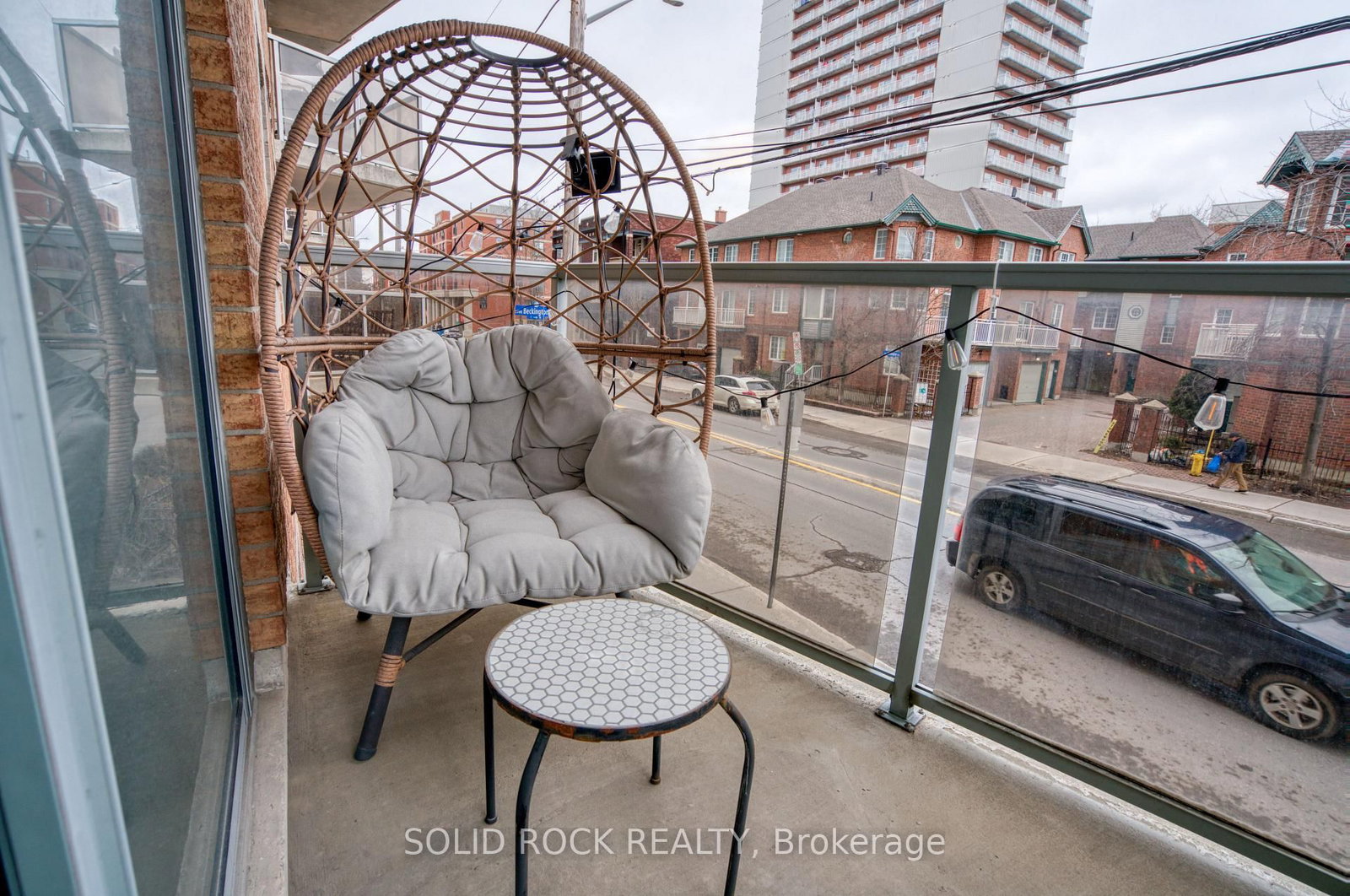 429 Somerset Street W, Unit 209 - Photo 22